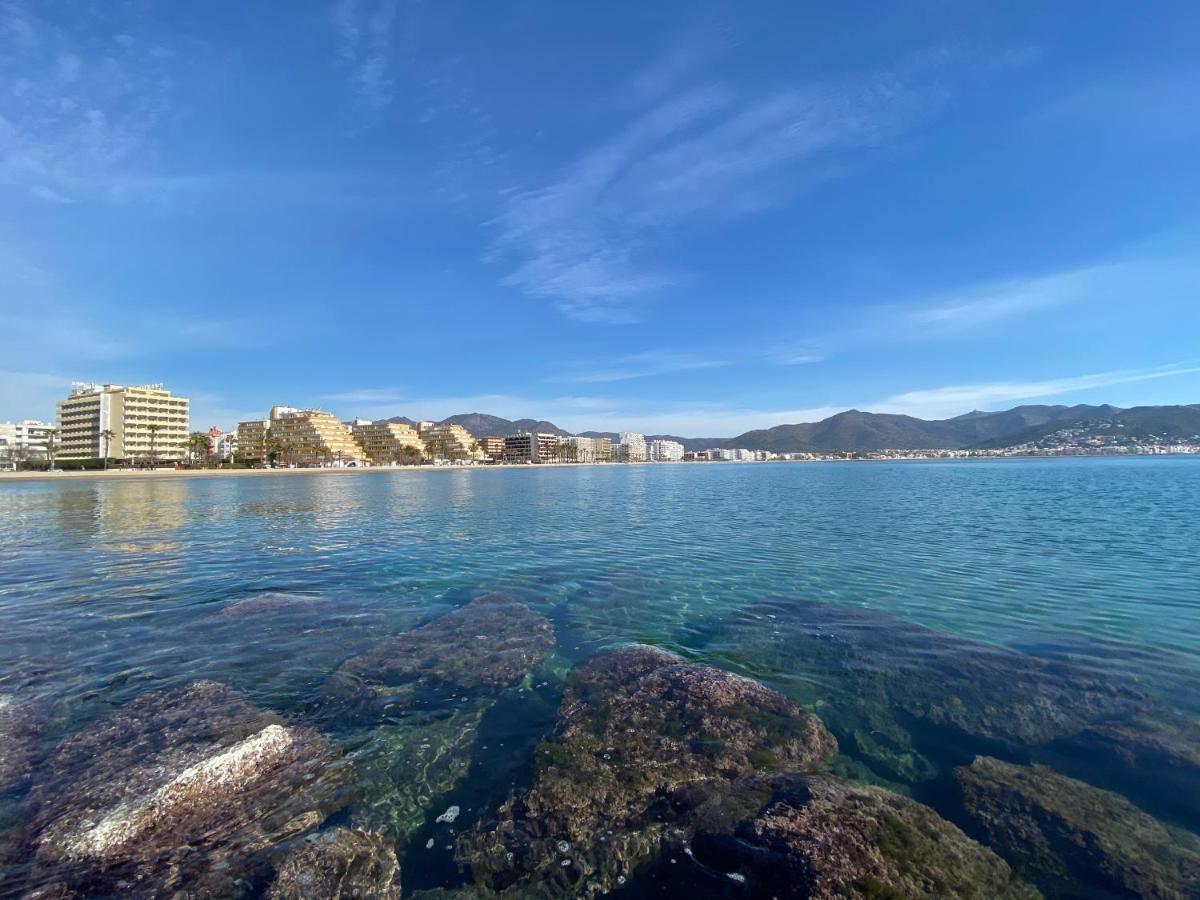Apartamentos Aquarium. 150 Metros Playa. Roses Exterior photo